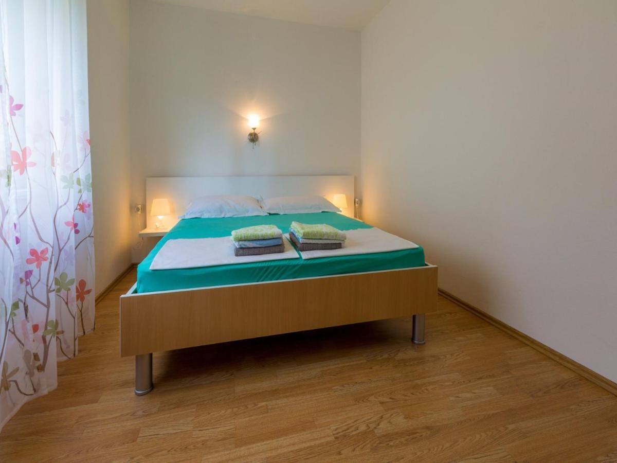 Apartment Mia ซริกเวนิซา ภายนอก รูปภาพ
